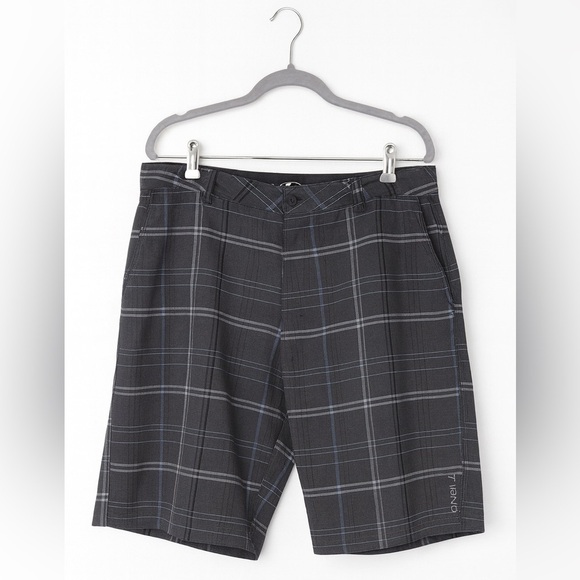 O’Neill Men’s Gray Plaid Flat Front Shorts Size 34 Skateboard Streetwear Summer - Picture 1 of 3